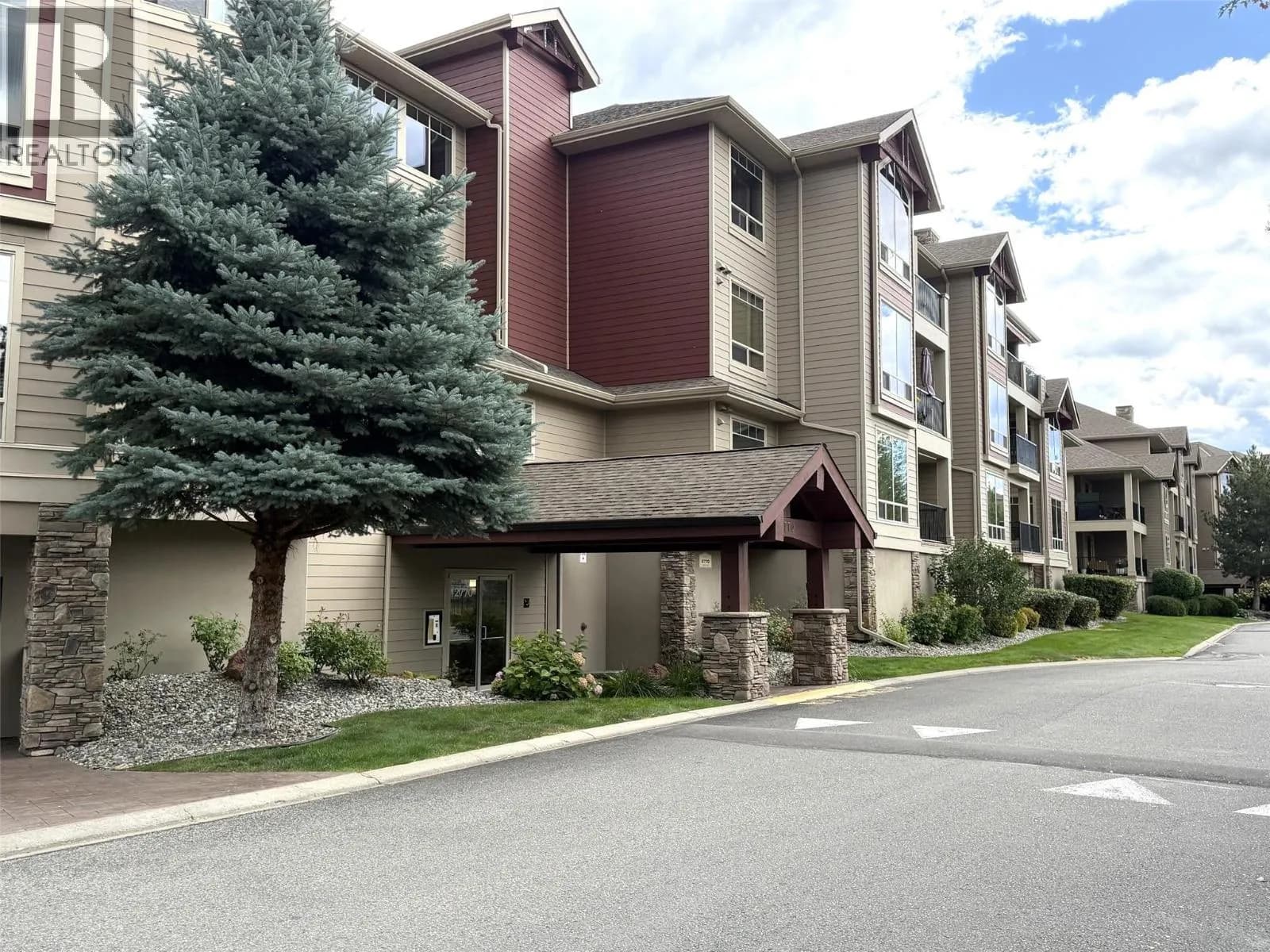 #107 2770 Auburn Road, West Kelowna, BC photo 3