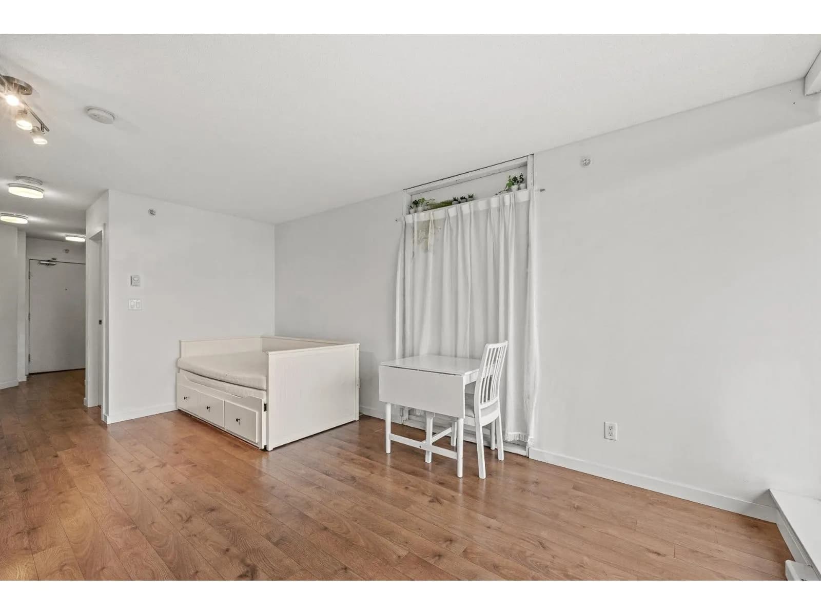 #2511 13325 102A AVENUE, Surrey, BC photo 5