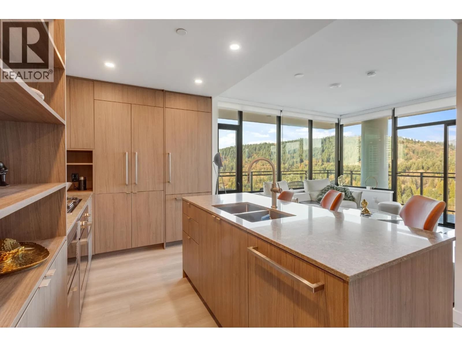 #2605 626 CLAREMONT STREET, Coquitlam, BC photo 2