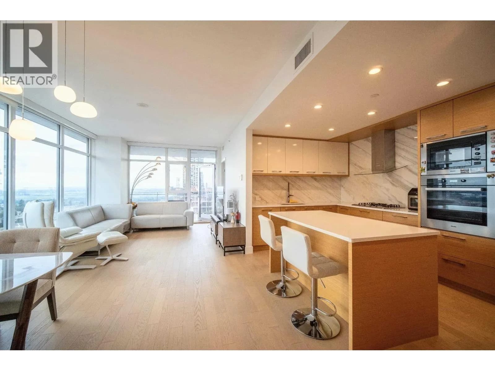 #2305 4360 BERESFORD STREET, Burnaby, BC photo 5