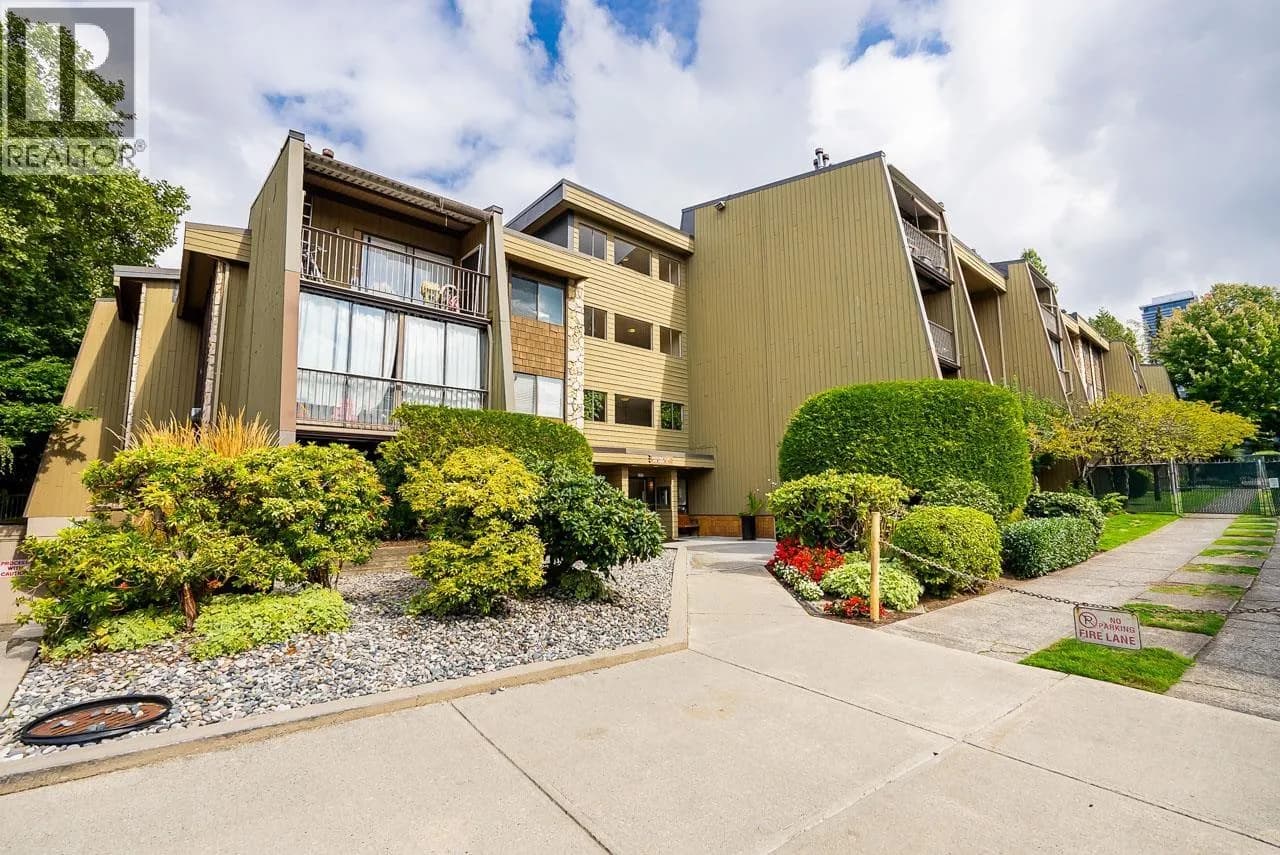 Woodstone Place, Burnaby