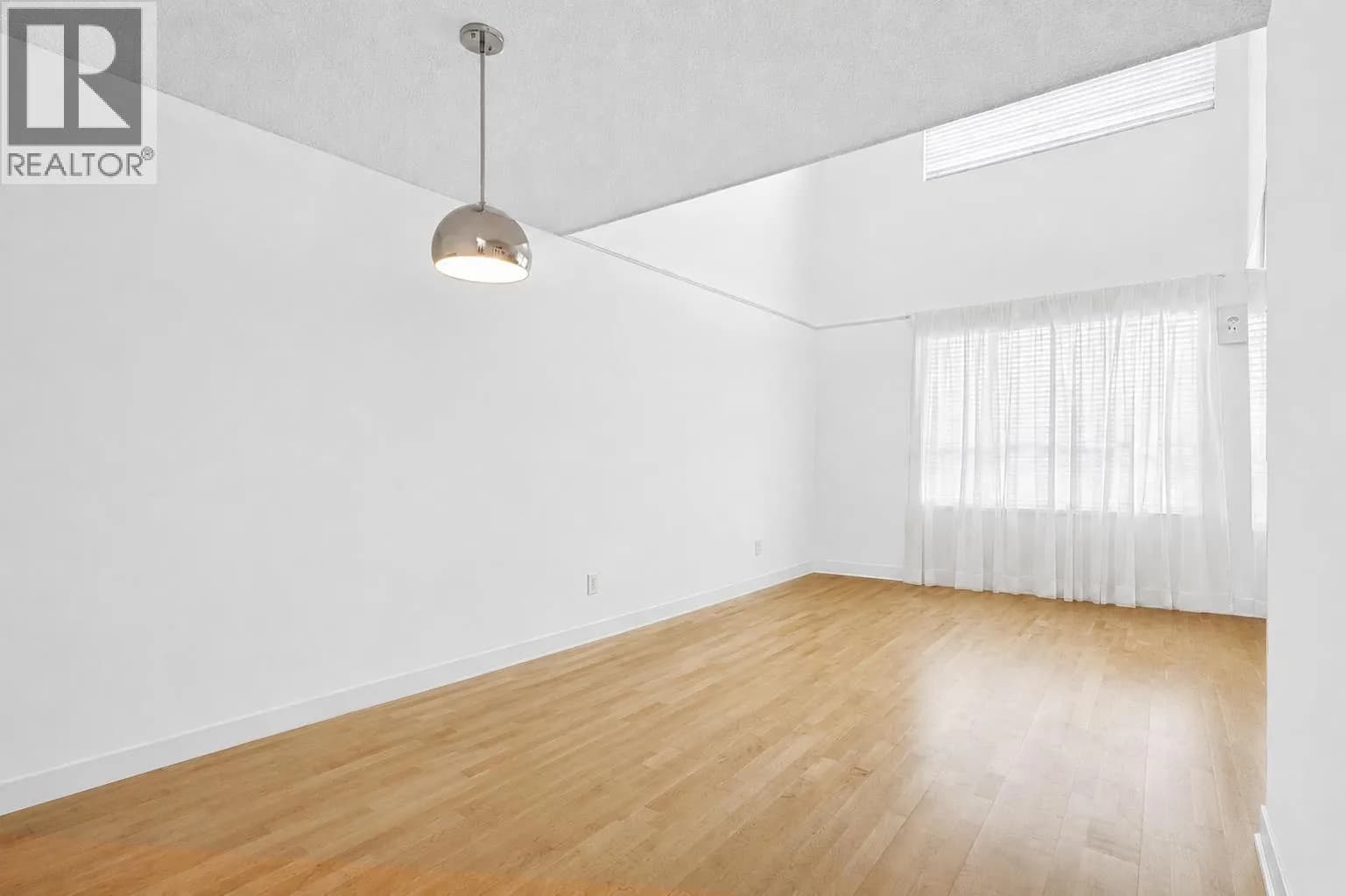 #407 1345 COMOX STREET, Vancouver, BC photo 4