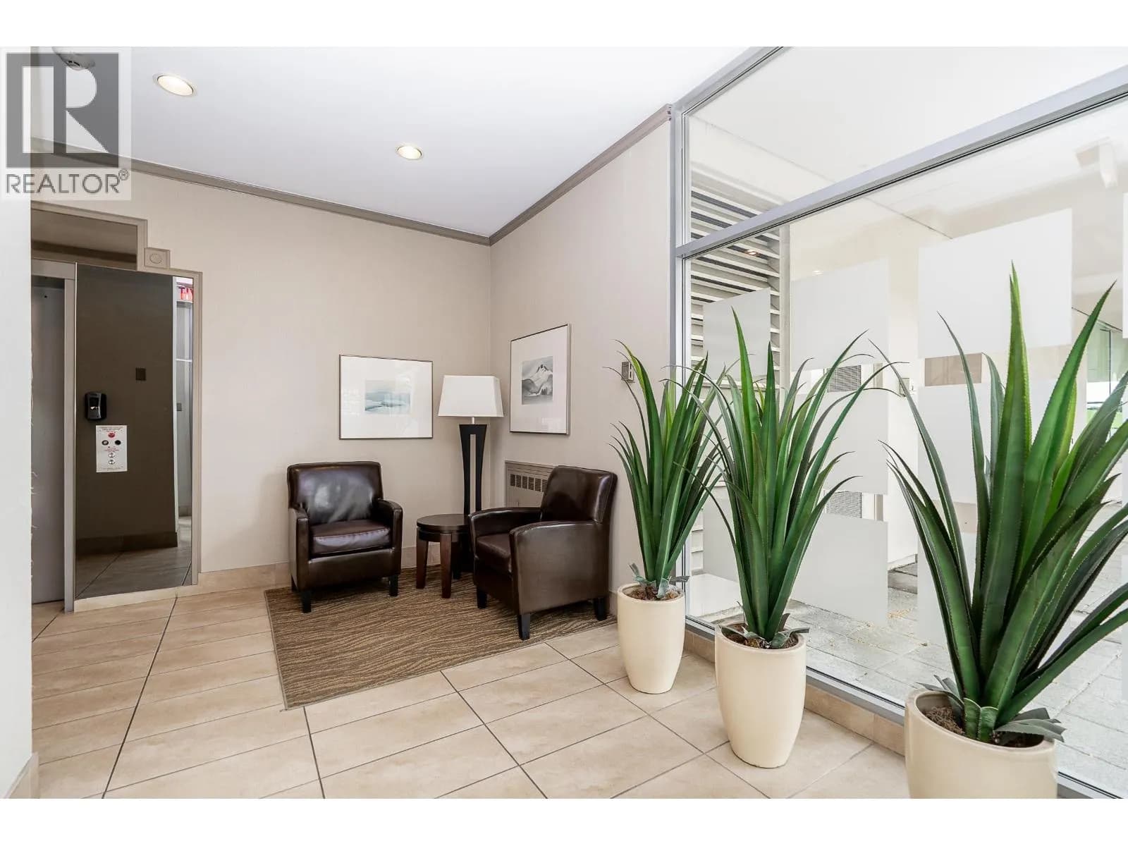#804 1355 W BROADWAY, Vancouver, BC photo 3
