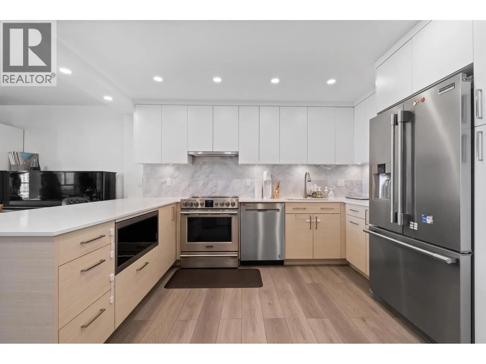 4350 BERESFORD STREET, Burnaby