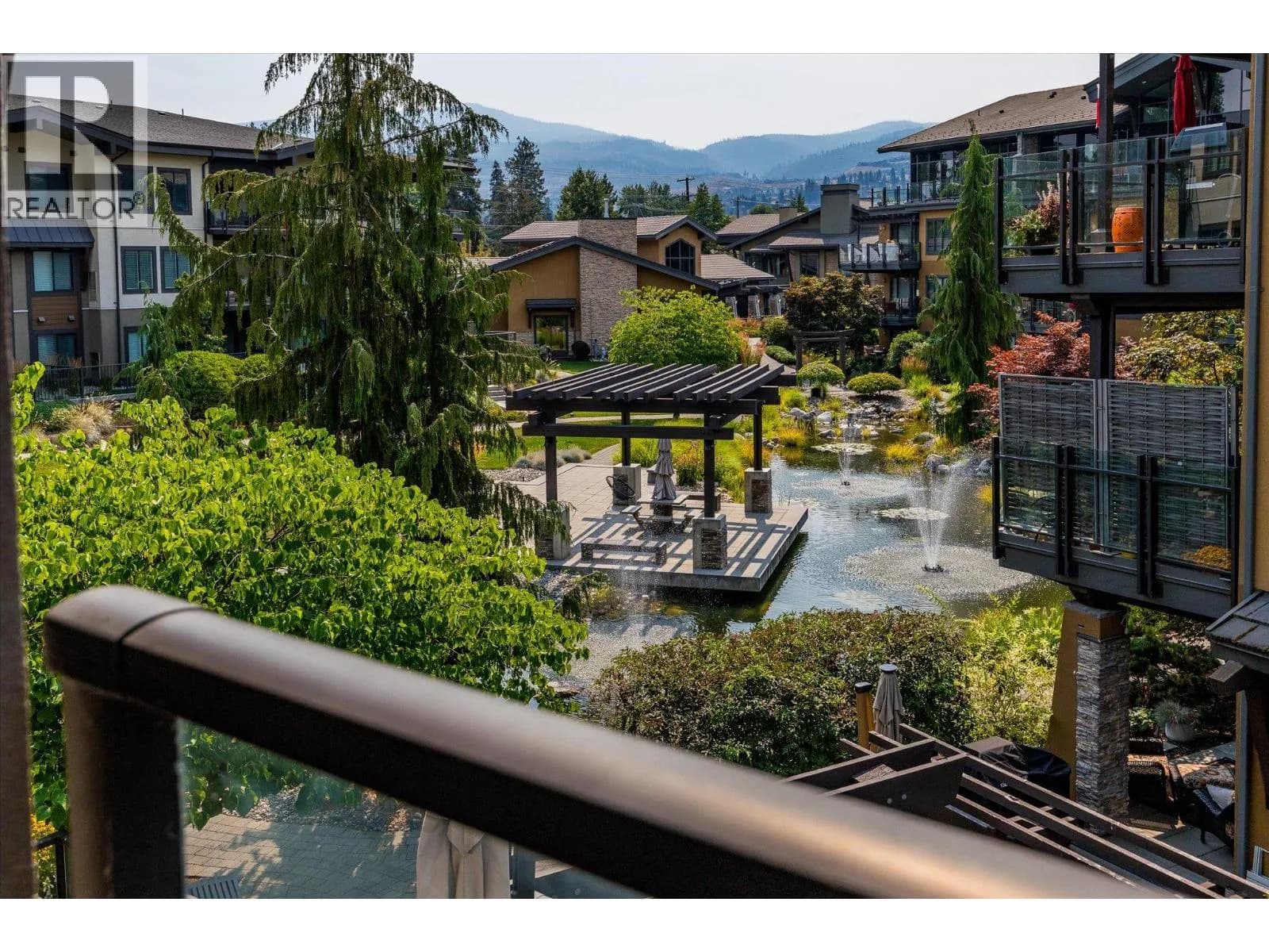 #206 4380 Lakeshore Road, Kelowna, BC photo 4