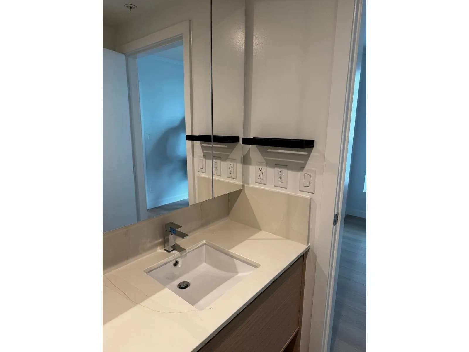 #704 13725 GEORGE JUNCTION, Surrey, BC photo 5
