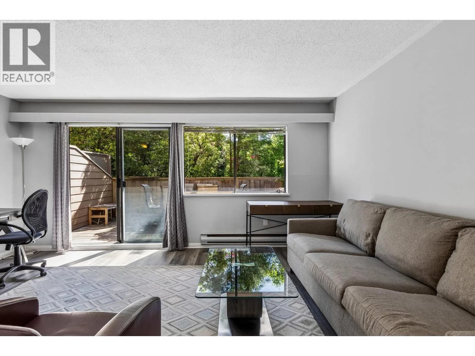 107 W 27TH STREET, North Vancouver