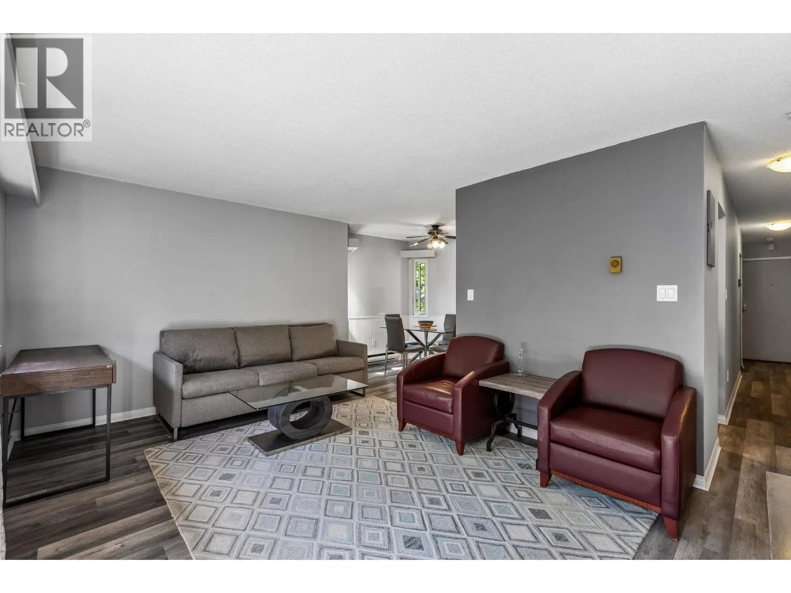#102 107 W 27TH STREET, North Vancouver, BC photo 5