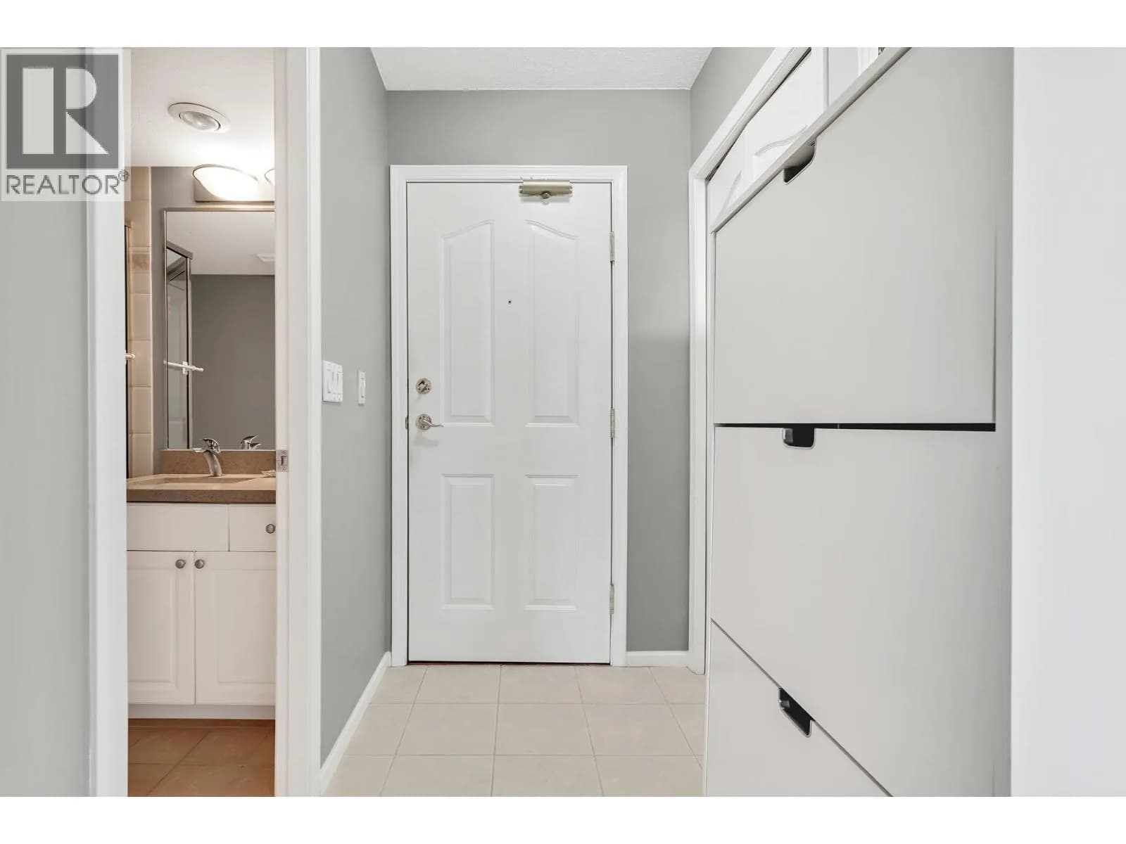 #803 719 PRINCESS STREET, New Westminster, BC photo 4
