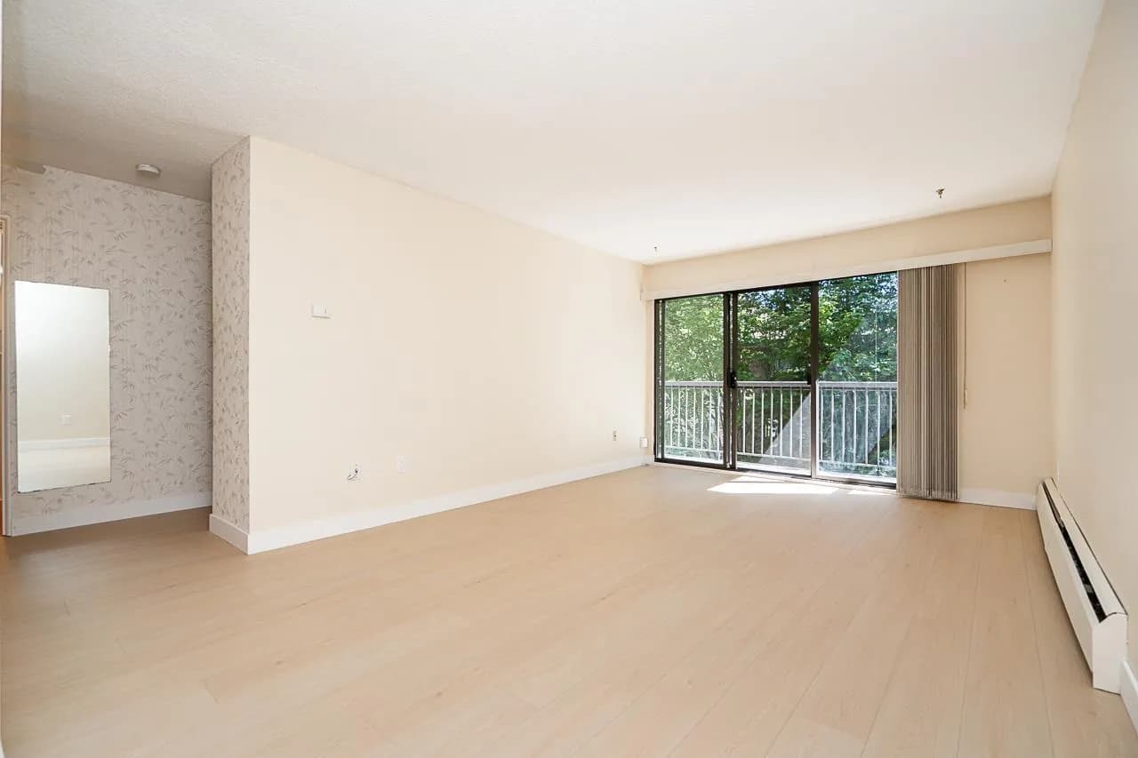 #208 15020 NORTH BLUFF ROAD, White Rock, BC photo 4
