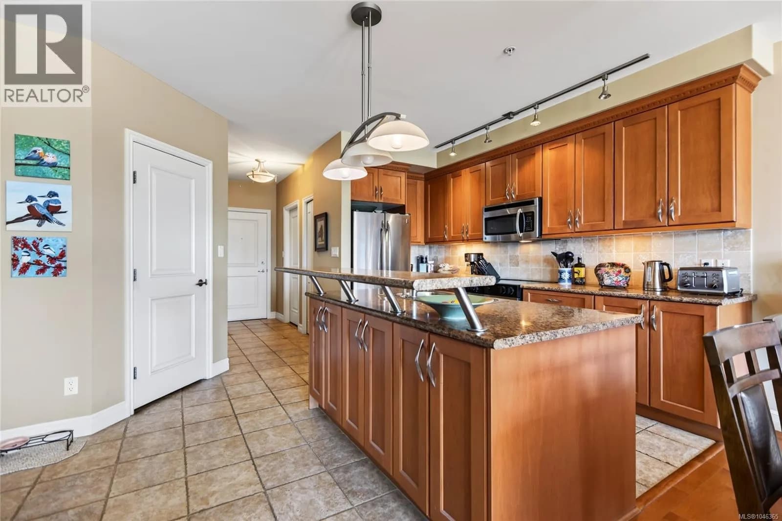 #436 2300 Mansfield Dr, Courtenay, BC photo 4
