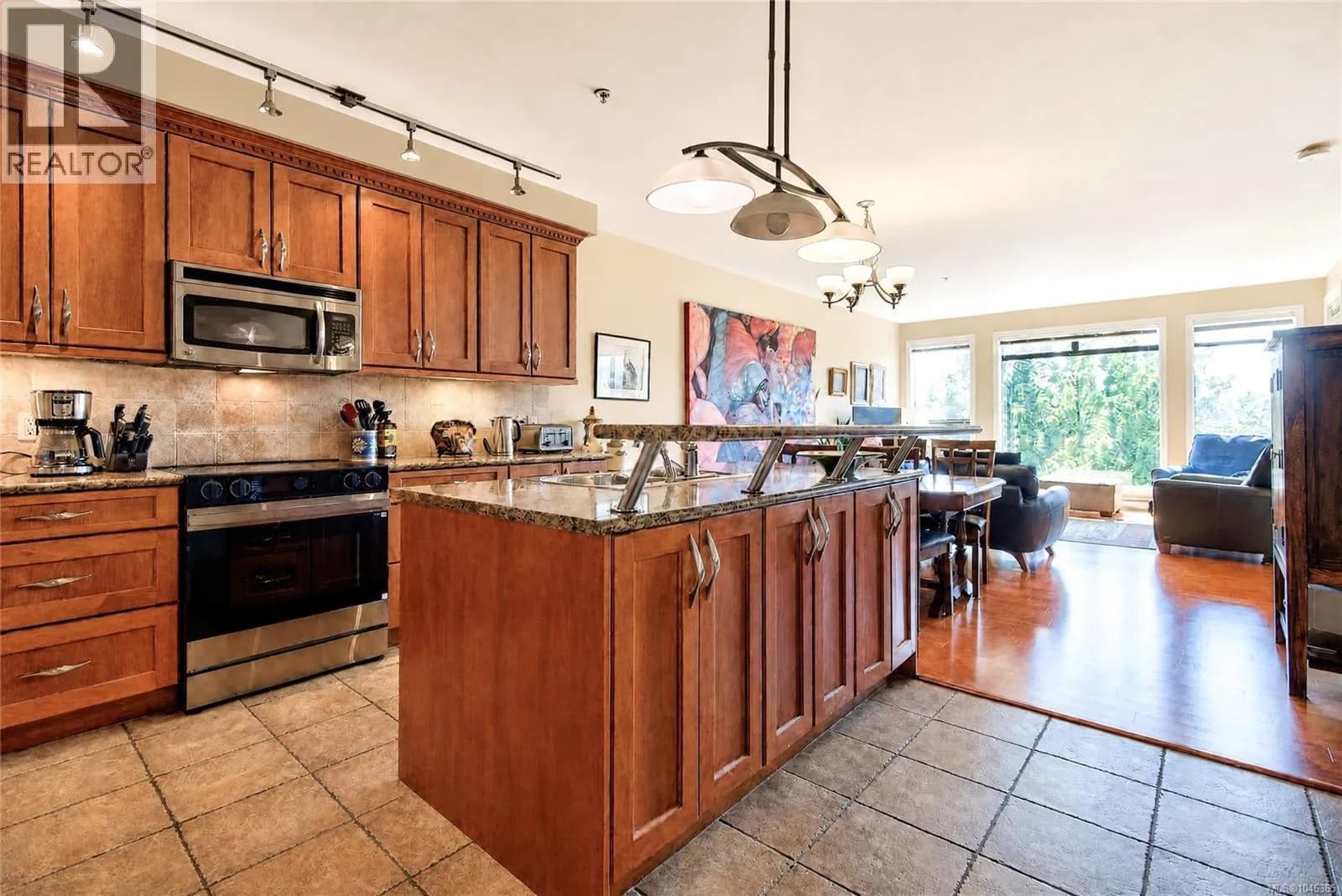 #436 2300 Mansfield Dr, Courtenay, BC photo 5