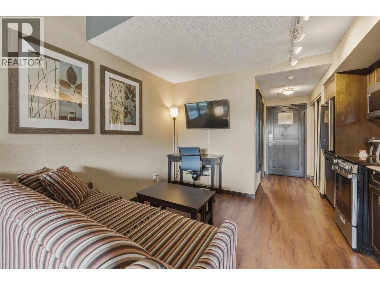 #216 4220 GATEWAY DRIVE, Whistler, BC photo 5