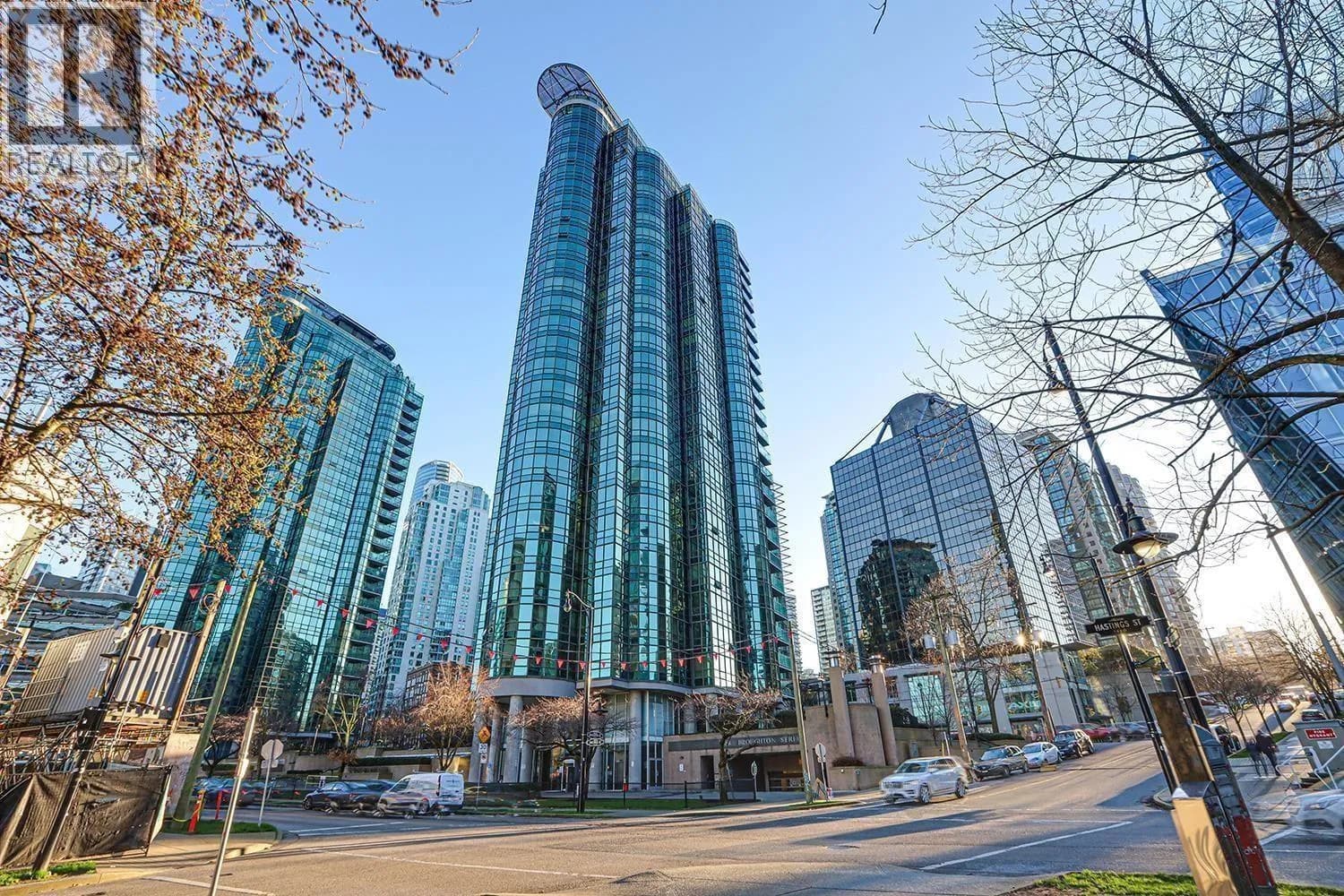 588 BROUGHTON STREET, Vancouver