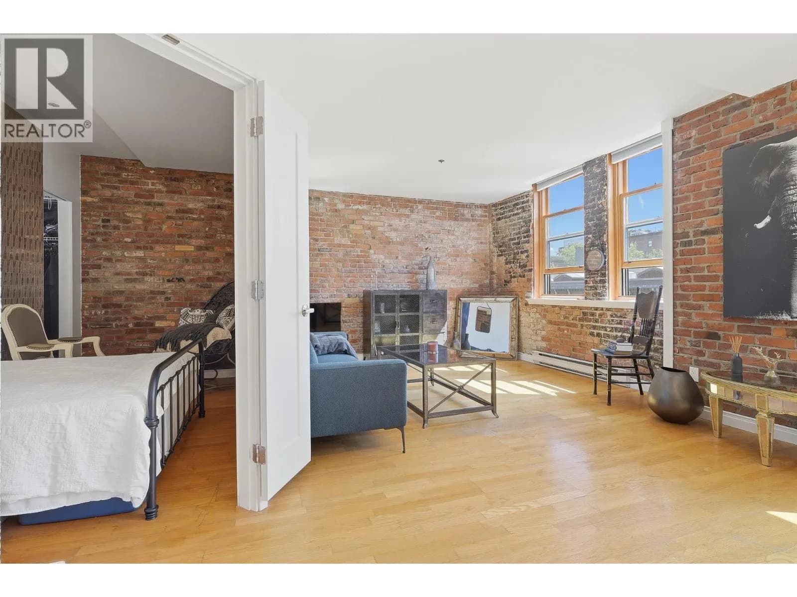 #403 233 ABBOTT STREET, Vancouver, BC photo 4