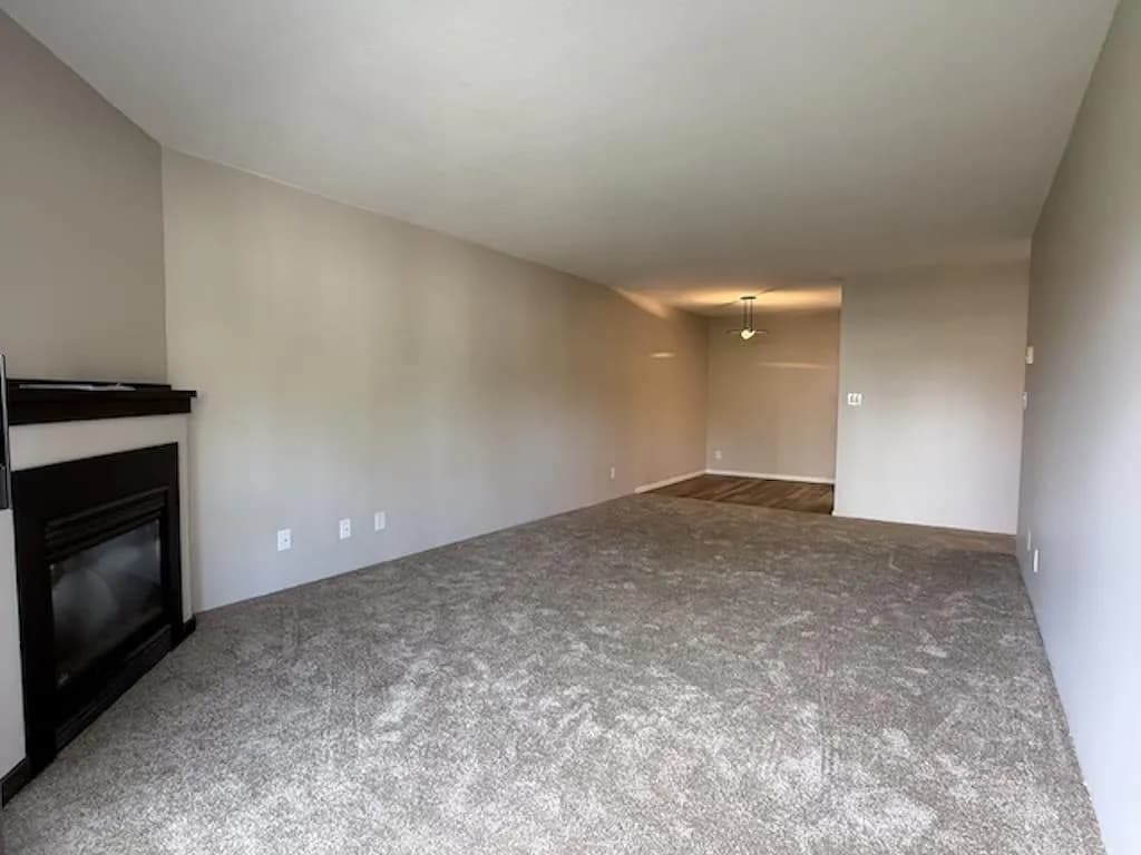 #411 13501 96 AVENUE, Surrey, BC photo 4