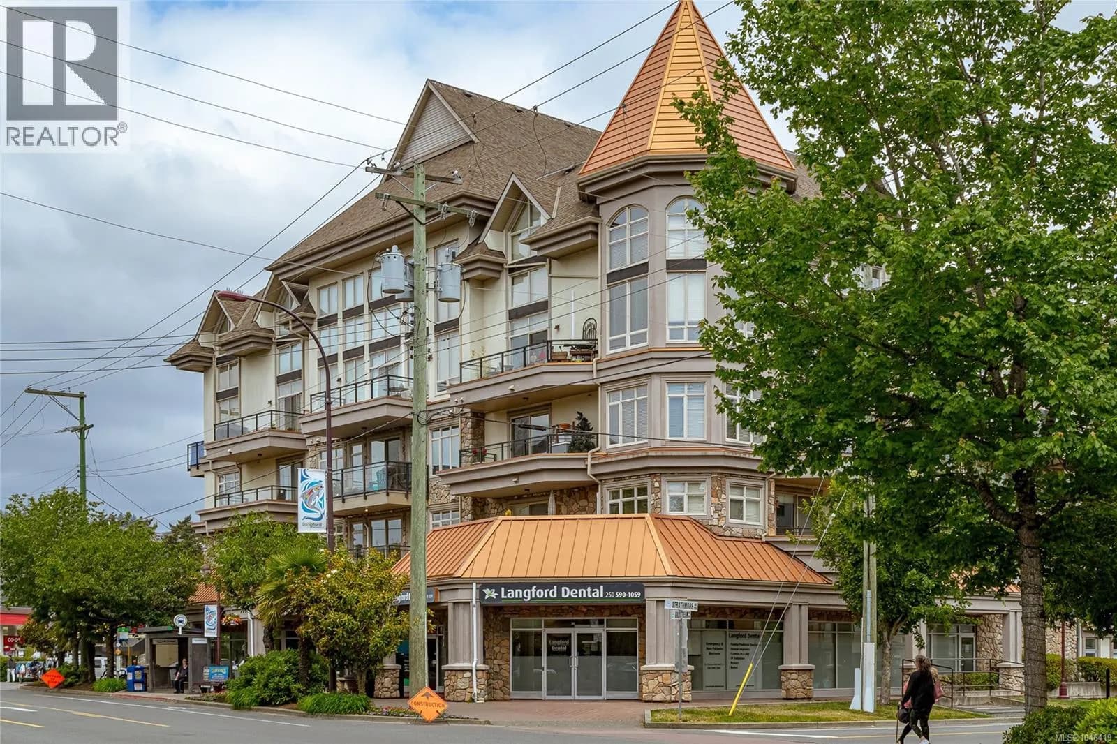 866 Goldstream Ave, Langford