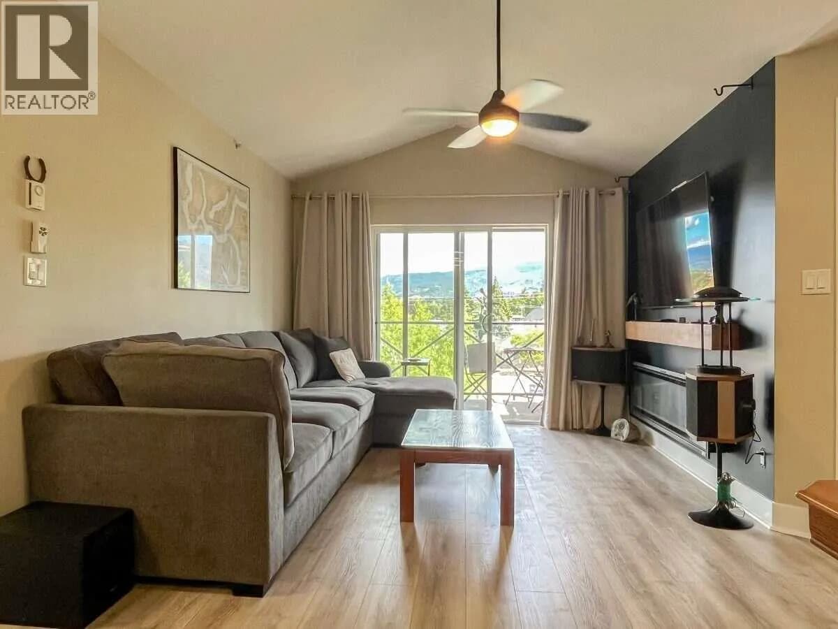 #405 246 HASTINGS Avenue, Penticton, BC photo 2
