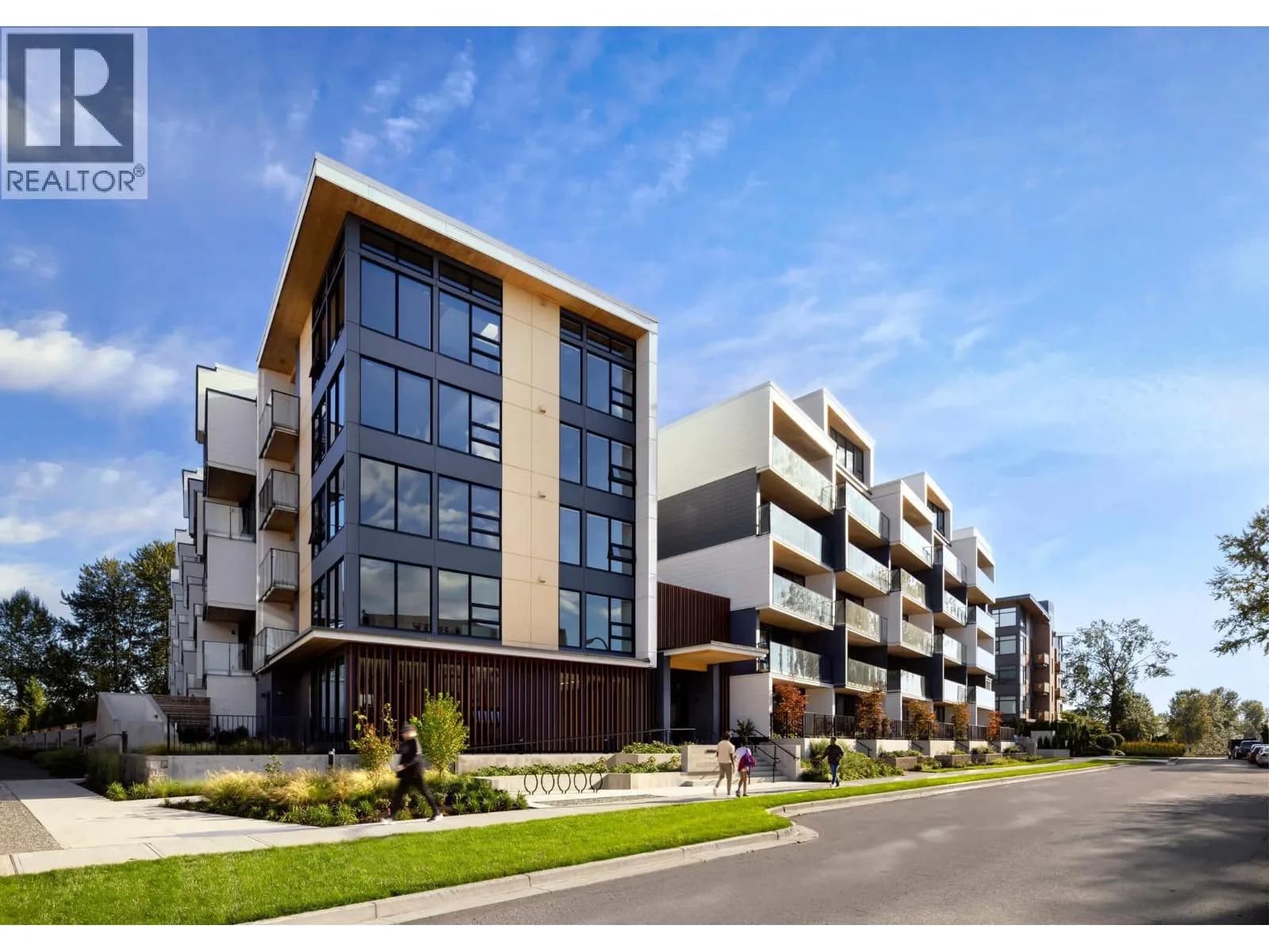 310 SALTER STREET, New Westminster