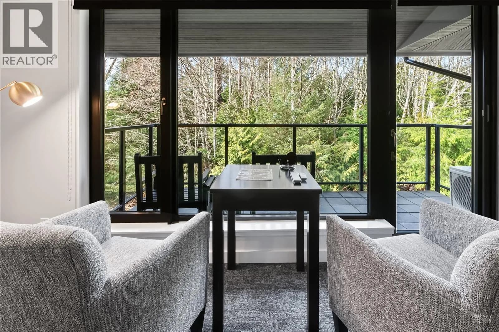 596 Marine Dr, Ucluelet