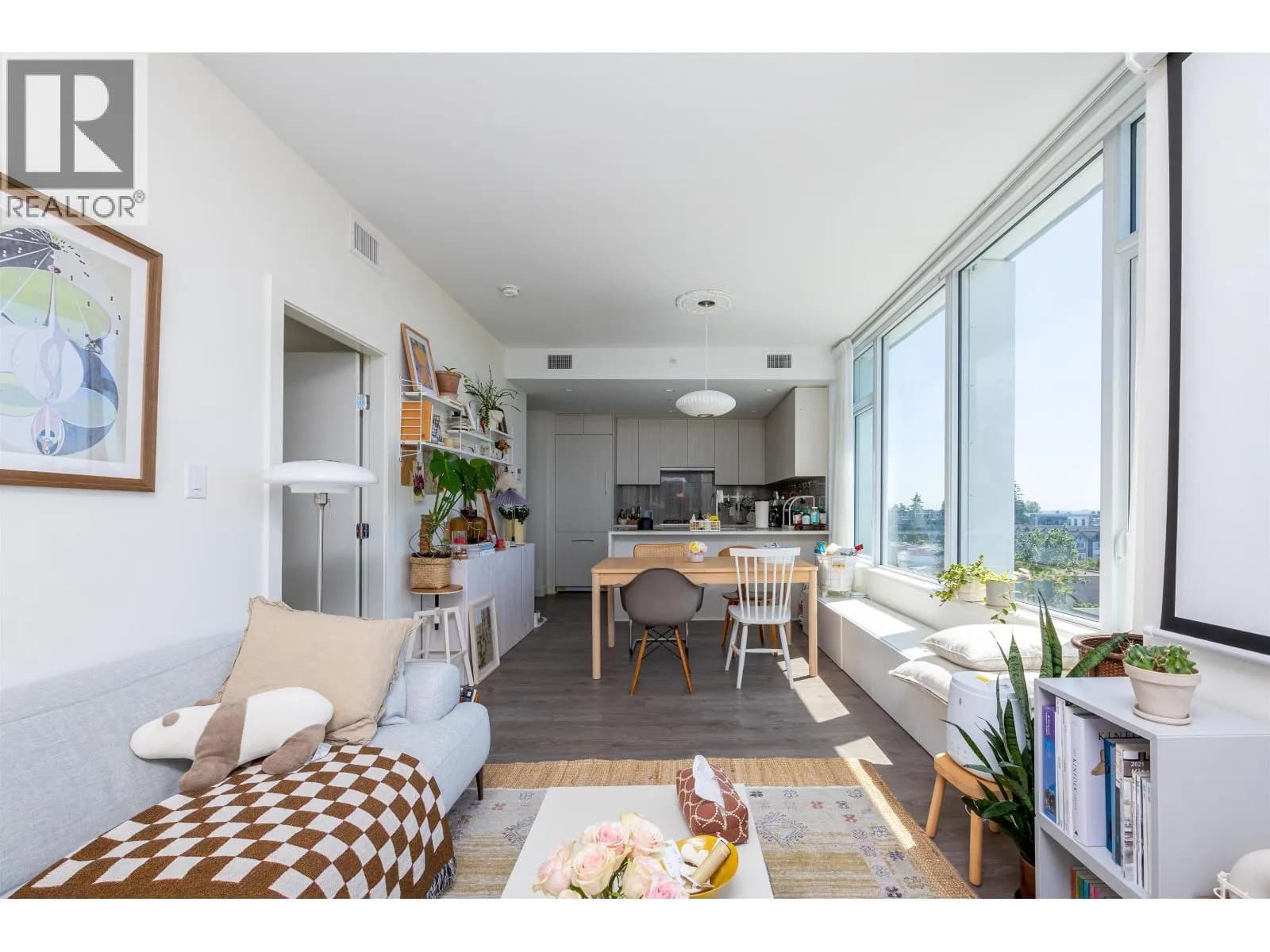 #605 5051 IMPERIAL STREET, Burnaby, BC photo 4