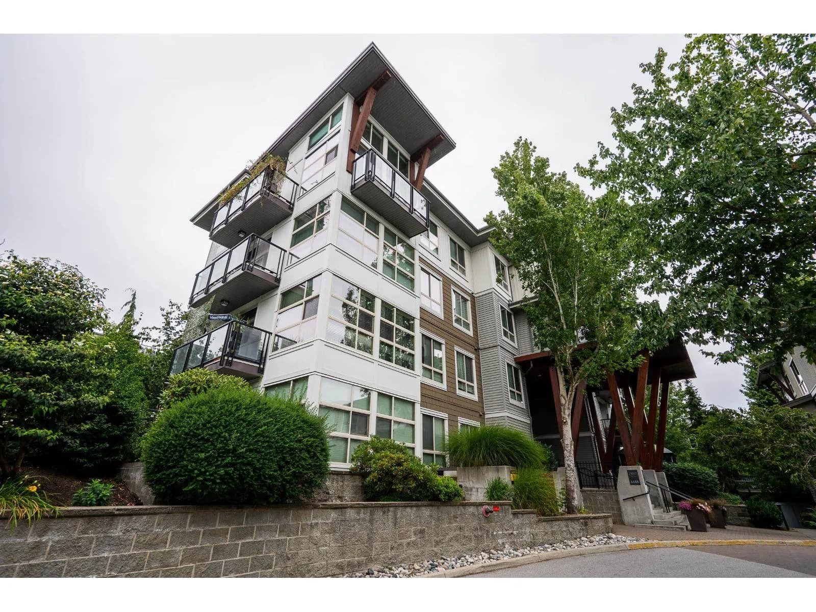 6688 120 STREET, Surrey