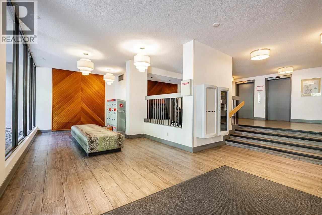 #404 2020 BELLWOOD AVENUE, Burnaby, BC photo 3