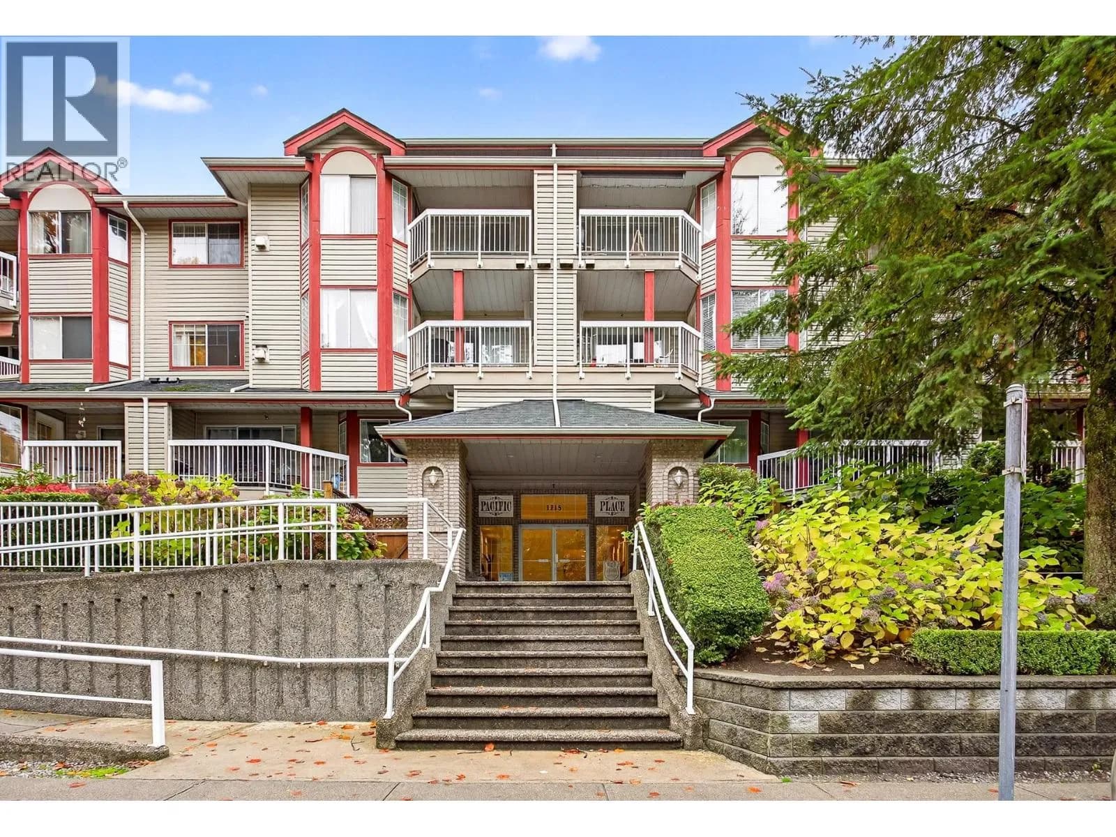1215 PACIFIC STREET, Coquitlam