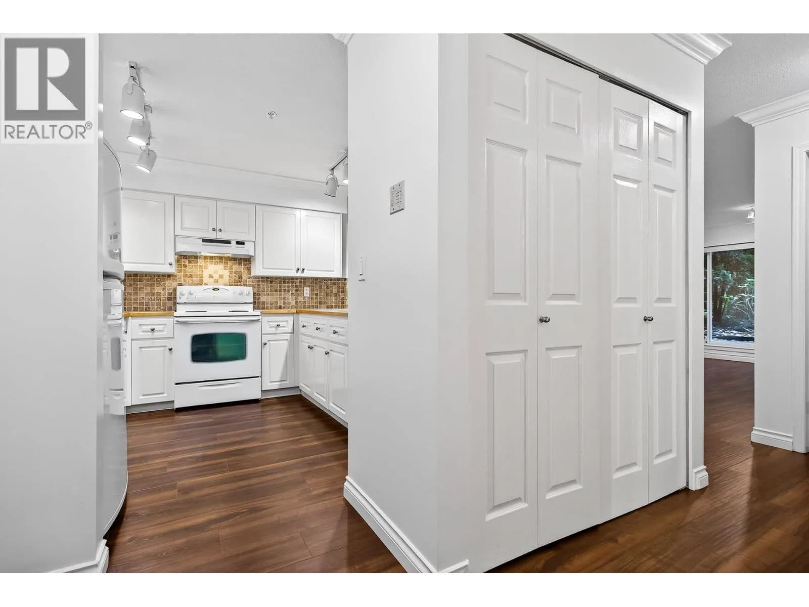 #107 1215 PACIFIC STREET, Coquitlam, BC photo 5