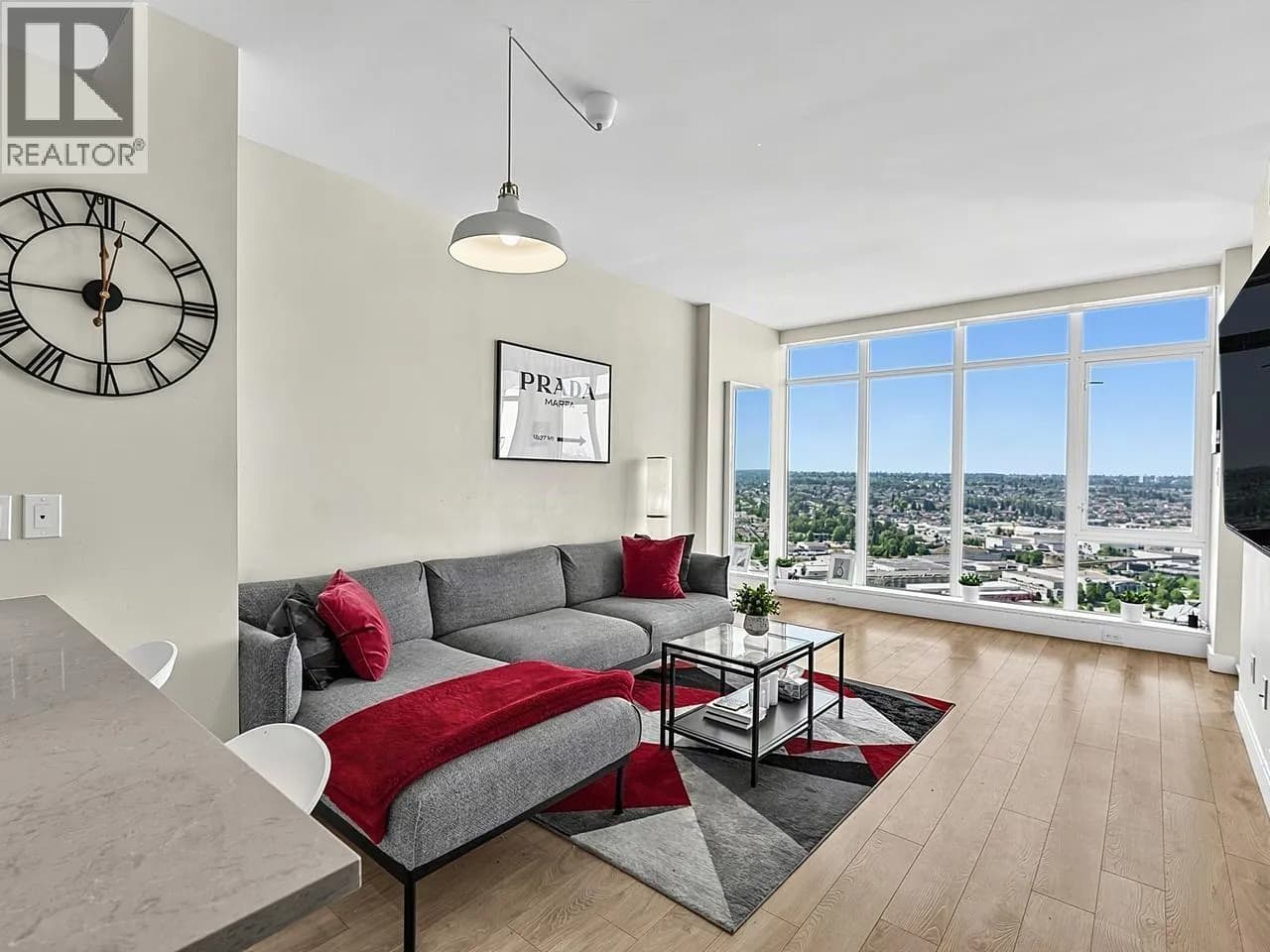 Escala, Burnaby