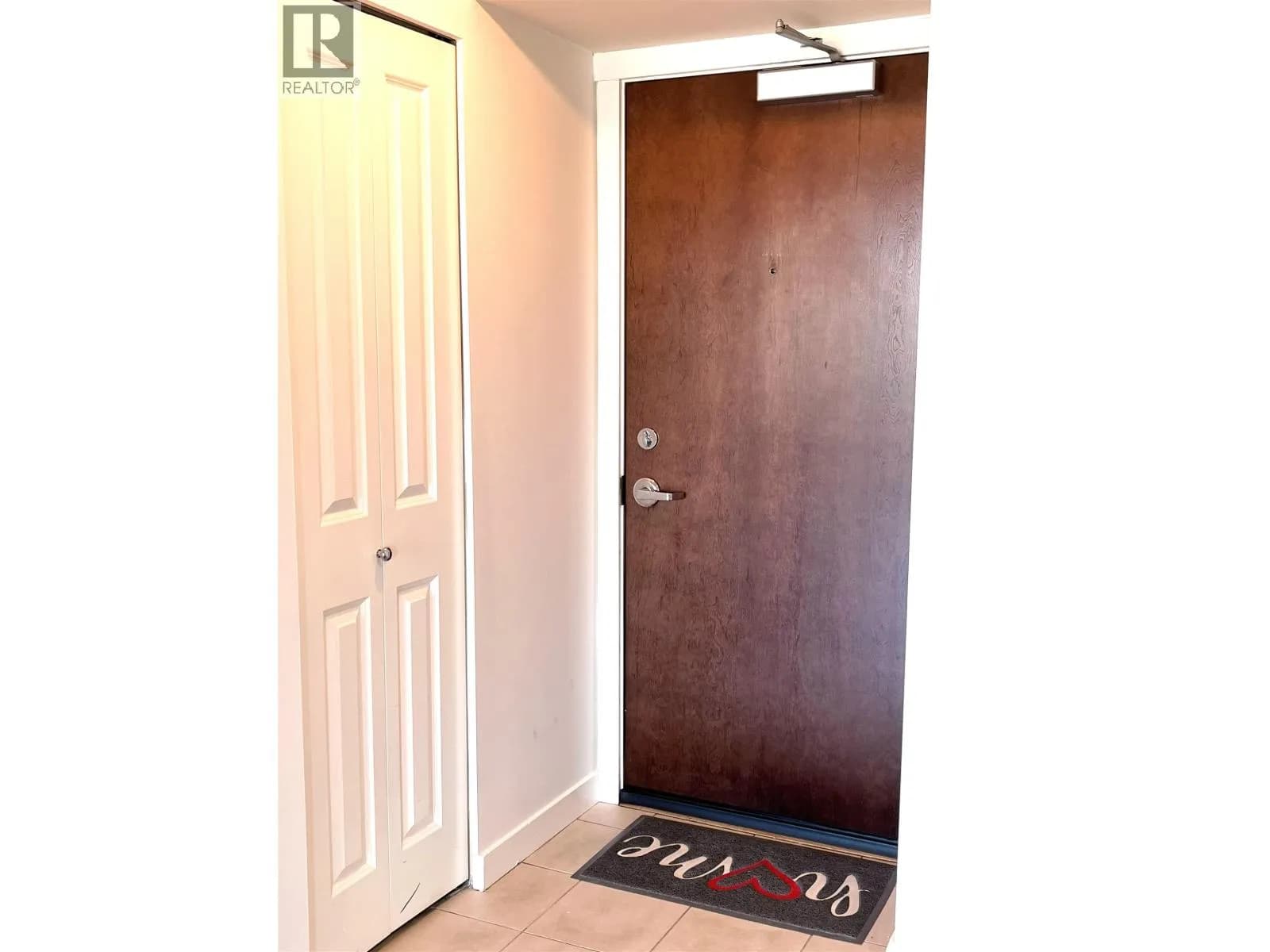 #605 5088 KWANTLEN STREET, Richmond, BC photo 4
