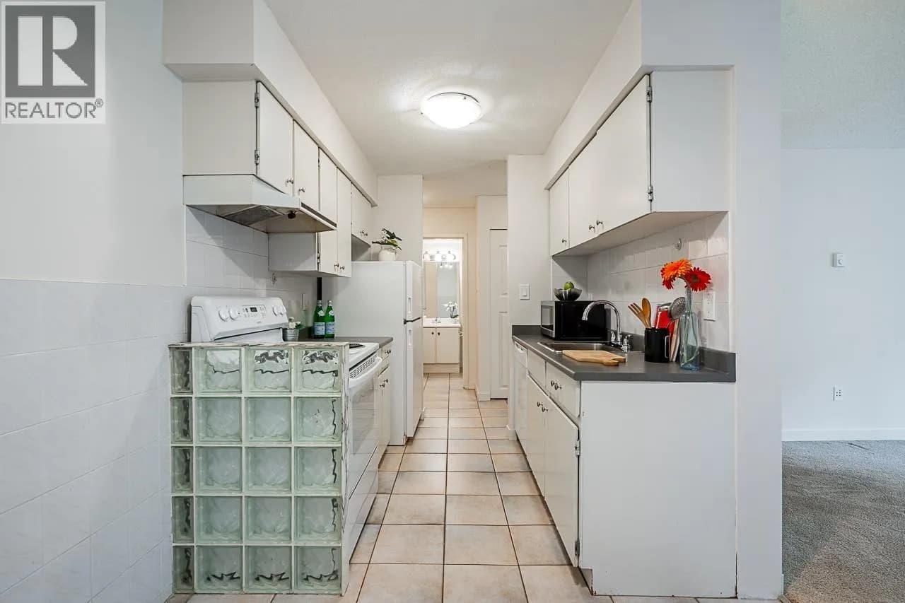 #506 9857 MANCHESTER DRIVE, Burnaby, BC photo 5