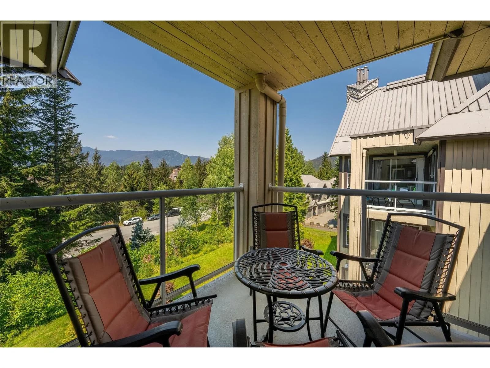 #302 4749 SPEARHEAD DRIVE, Whistler, BC photo 3