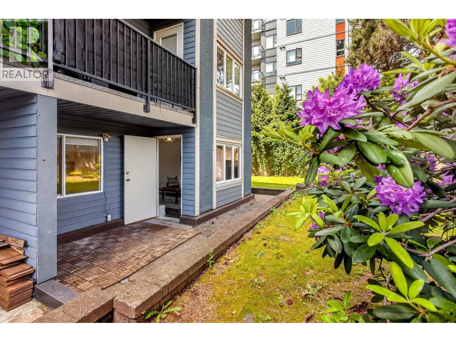 #105 1122 KING ALBERT AVENUE, Coquitlam, BC photo 2