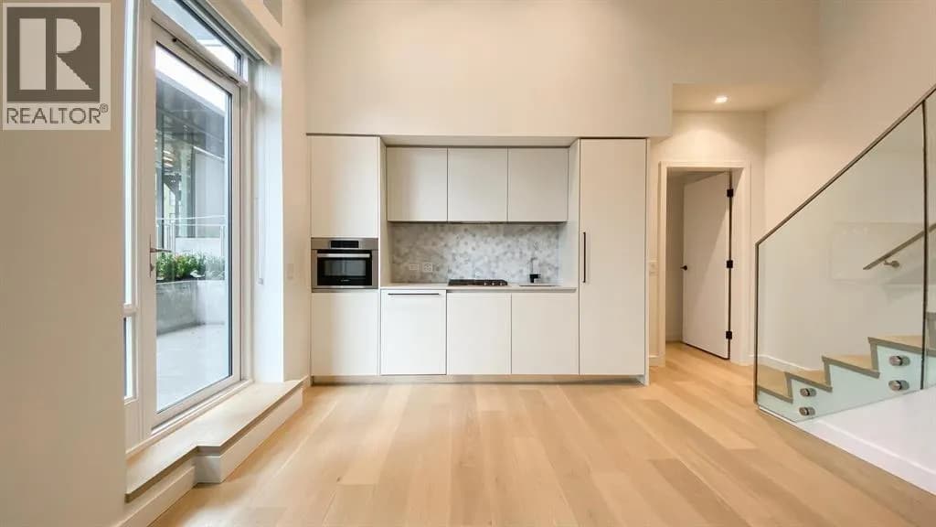 #506 1365 DAVIE STREET, Vancouver, BC photo 2