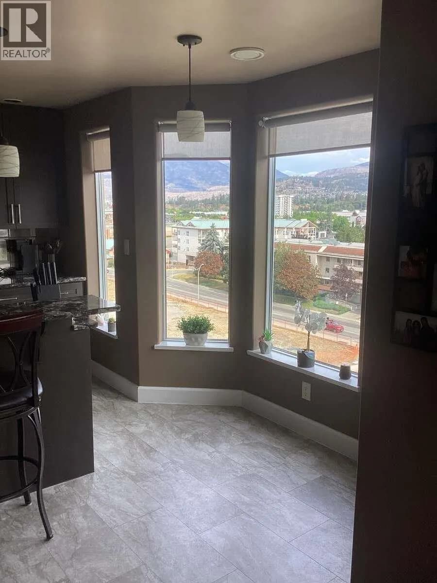 #801 1947 Underhill Street, Kelowna, BC photo 4