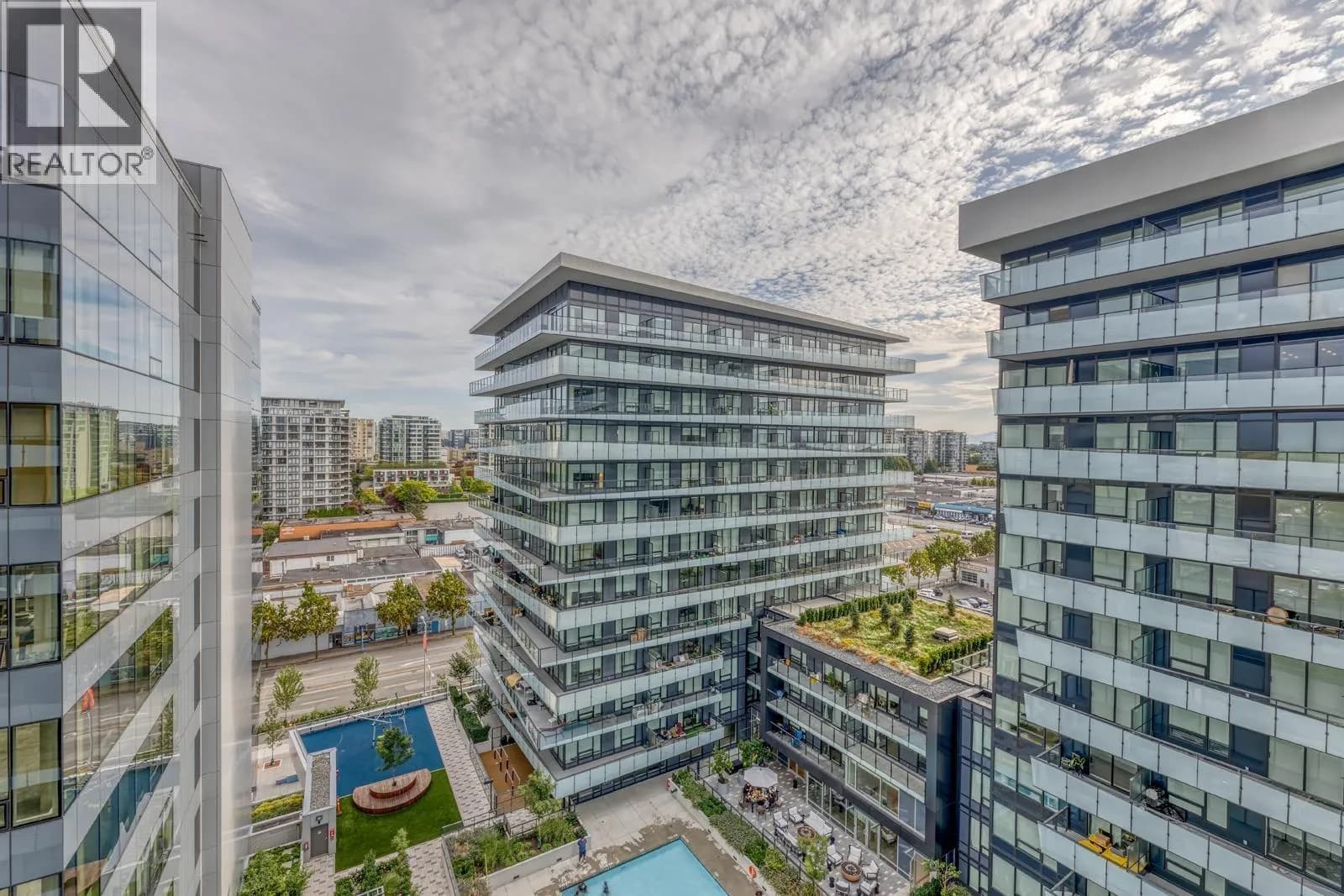 #1207 5593 NO. 3 ROAD, Richmond, BC photo 2