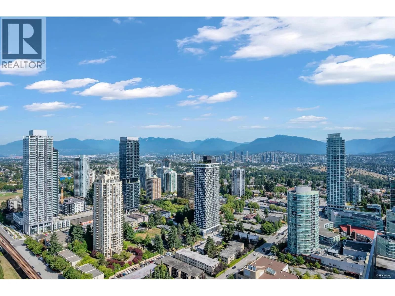 #3606 6383 MCKAY AVENUE, Burnaby, BC photo 3
