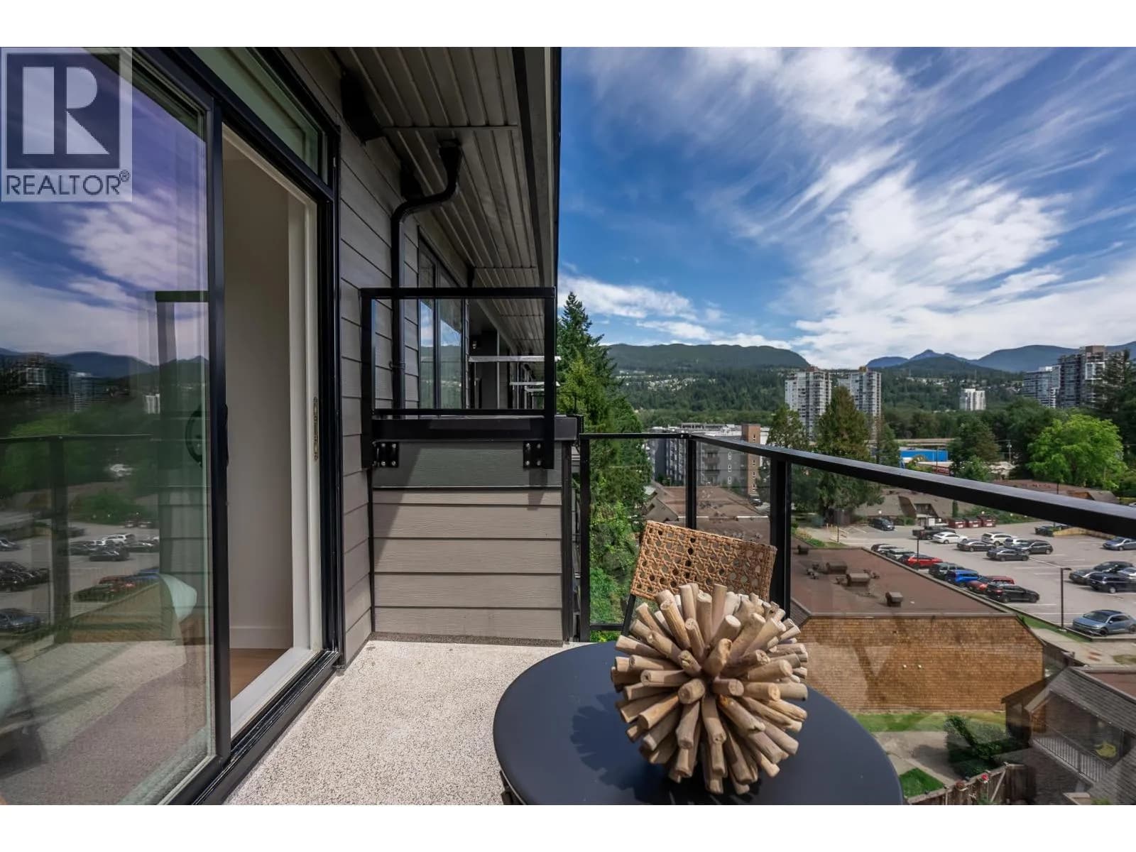 #602 150 JAMES ROAD, Port Moody, BC photo 2