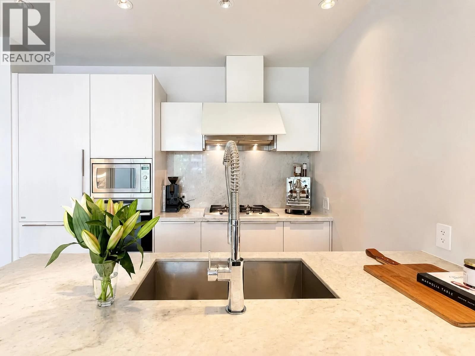 #406 1633 ONTARIO STREET, Vancouver, BC photo 3