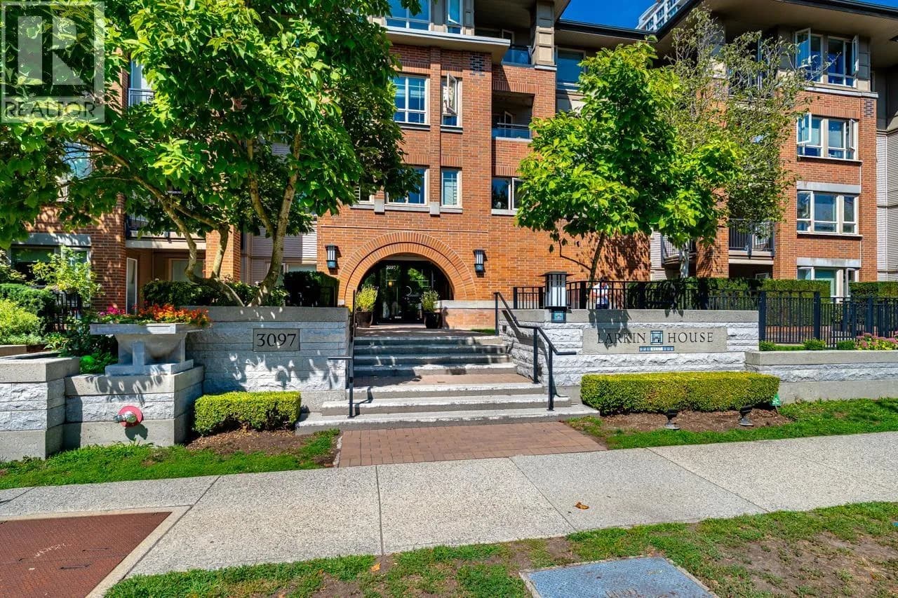 Larkin House West, 3097 Lincoln Avenue, Coquitlam