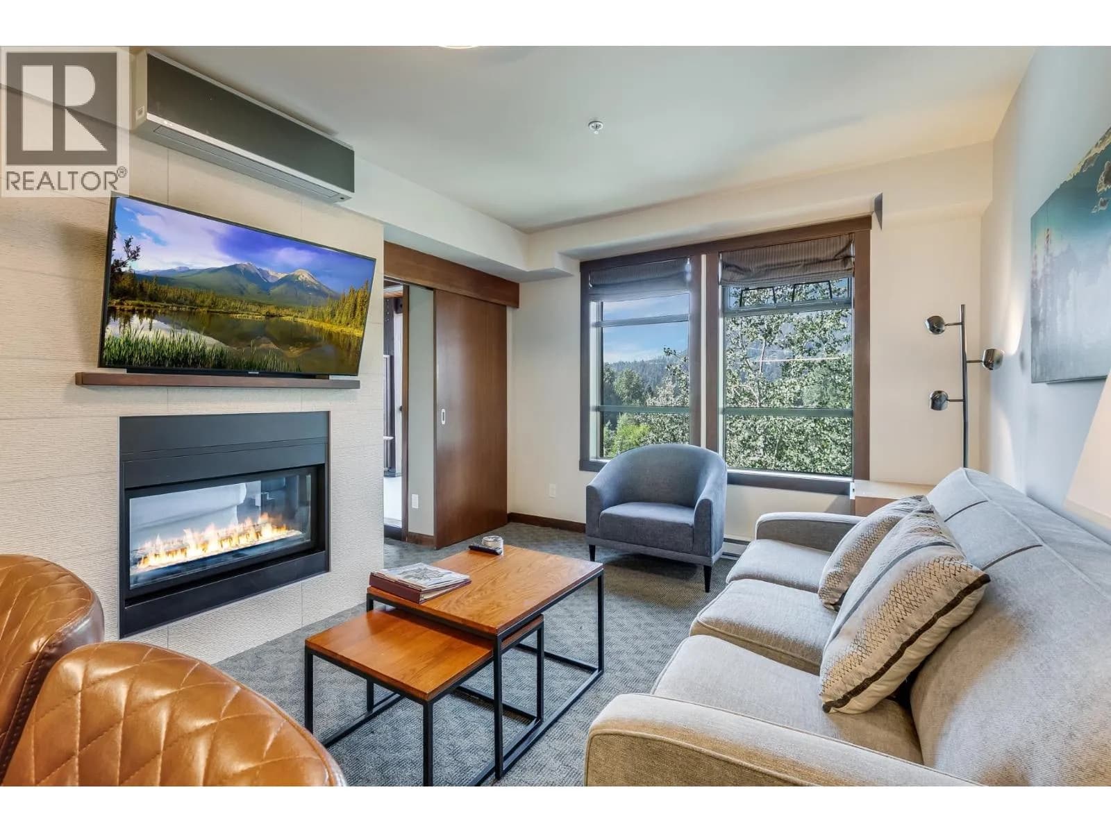#314A 2020 LONDON LANE, Whistler, BC photo 3