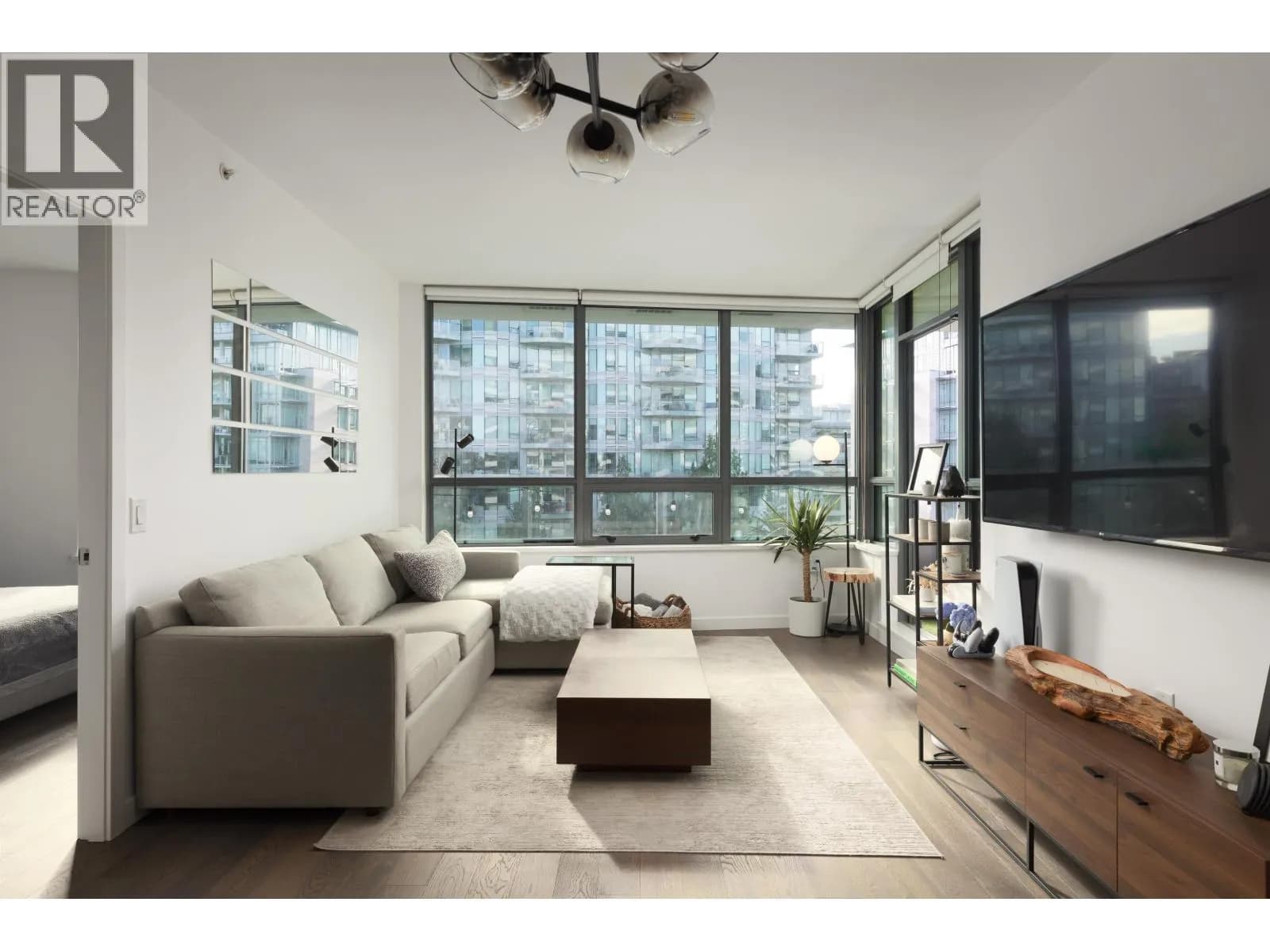 #605 1688 PULLMAN PORTER STREET, Vancouver, BC photo 2