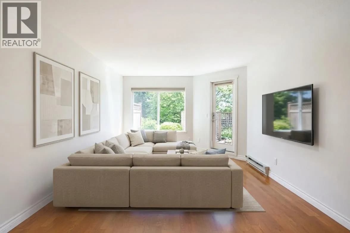 #210 450 BROMLEY STREET, Coquitlam, BC photo 2