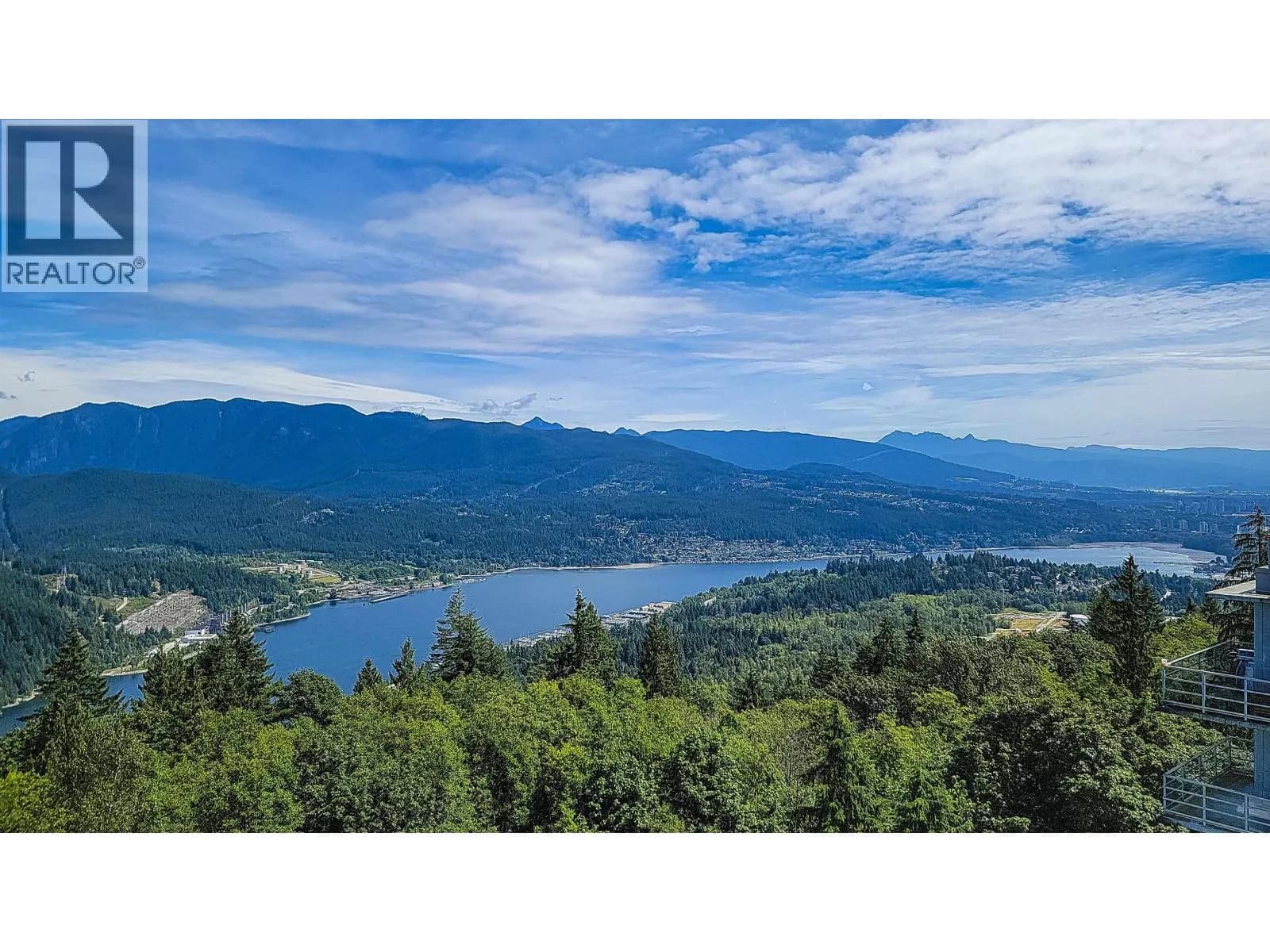 9060 UNIVERSITY CRESCENT, Burnaby