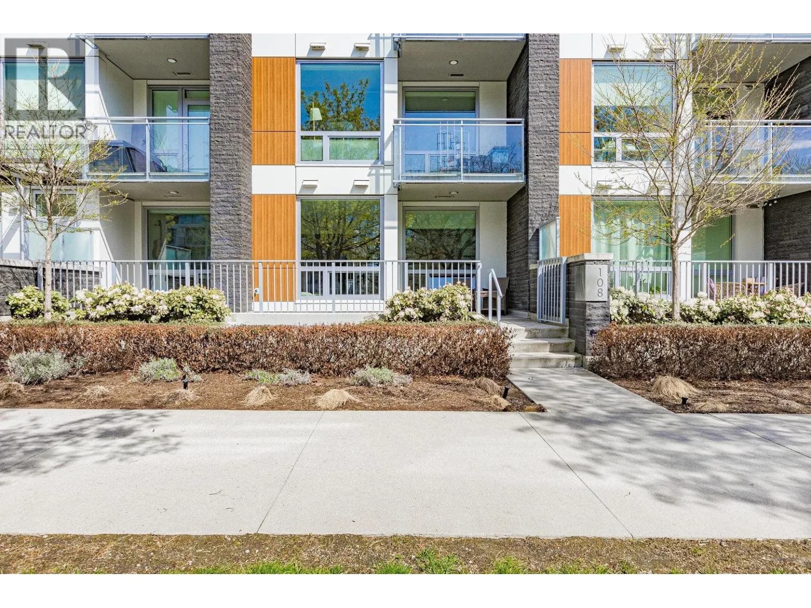 #108 5058 CAMBIE STREET, Vancouver, BC photo 2