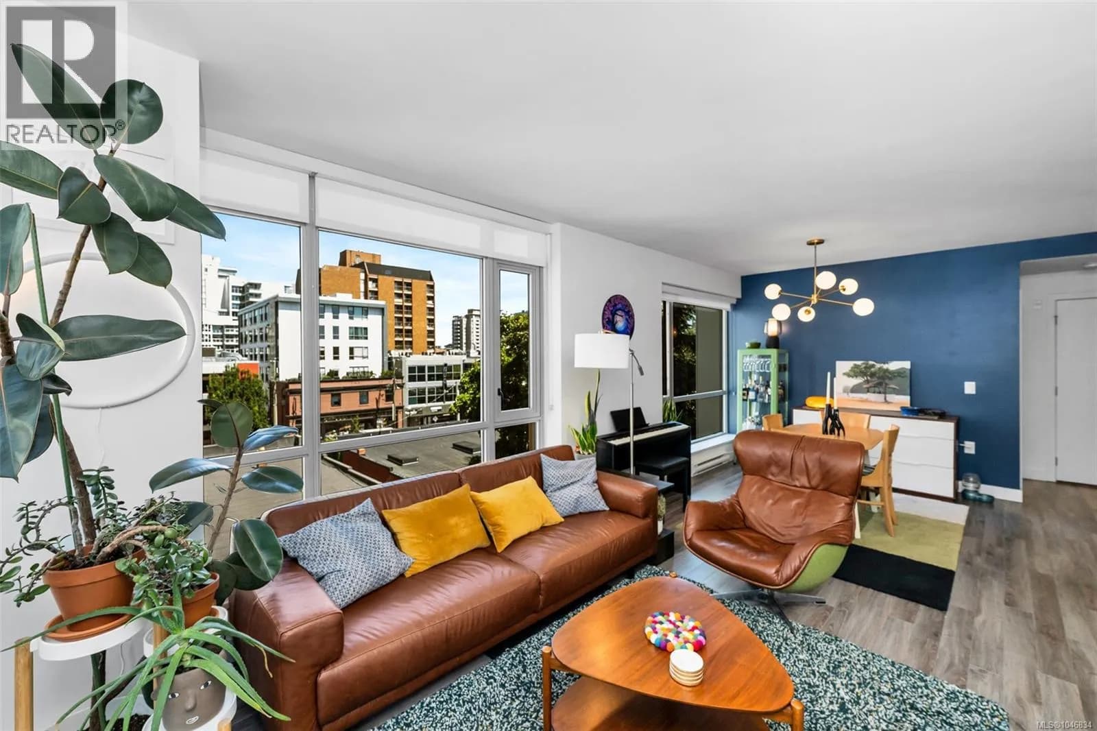 #402 838 Broughton St, Victoria, BC photo 1
