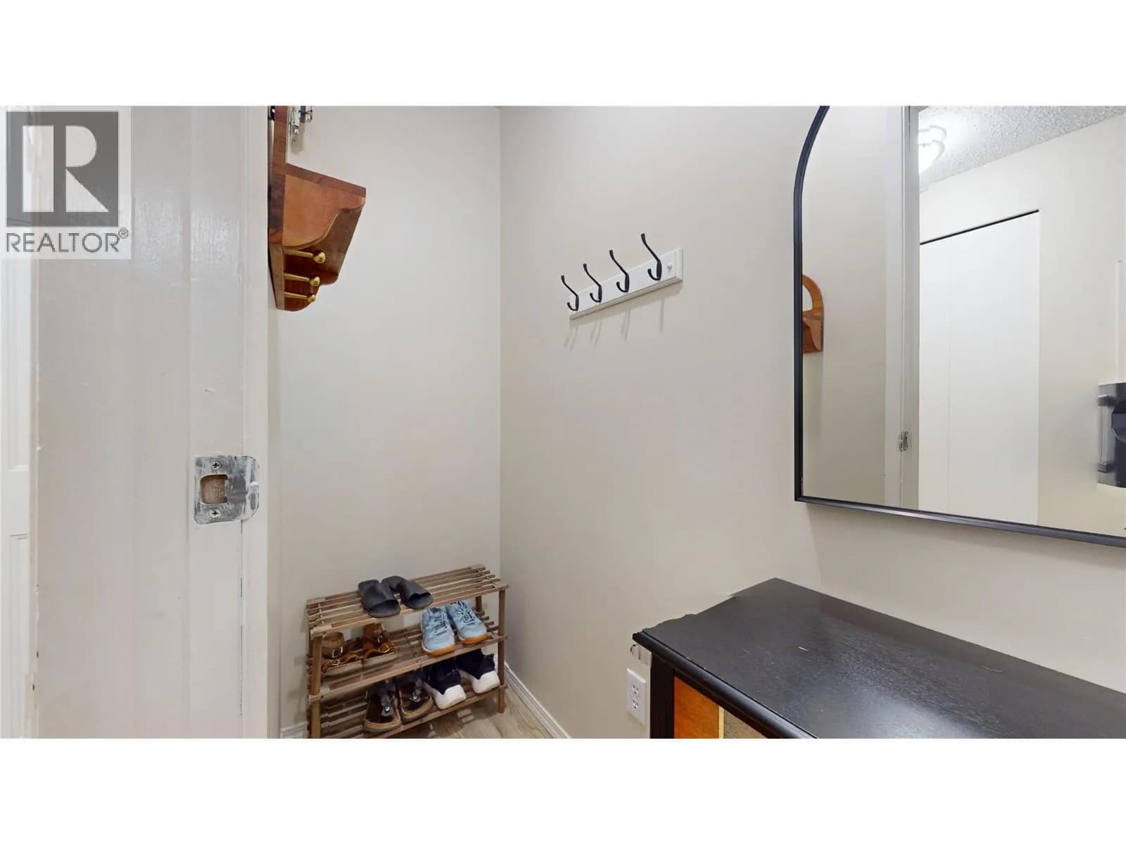 #6 717 21ST Avenue N, Cranbrook, BC photo 5