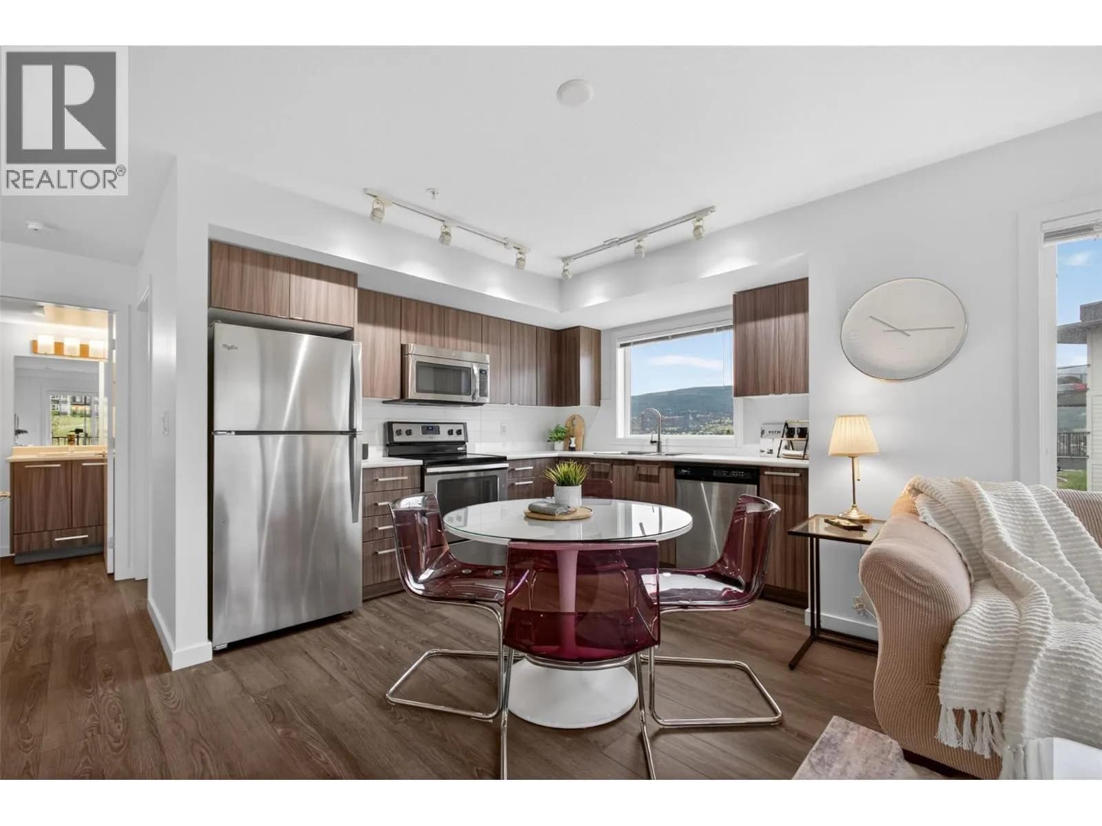 #312 881 Academy Way, Kelowna, BC photo 3