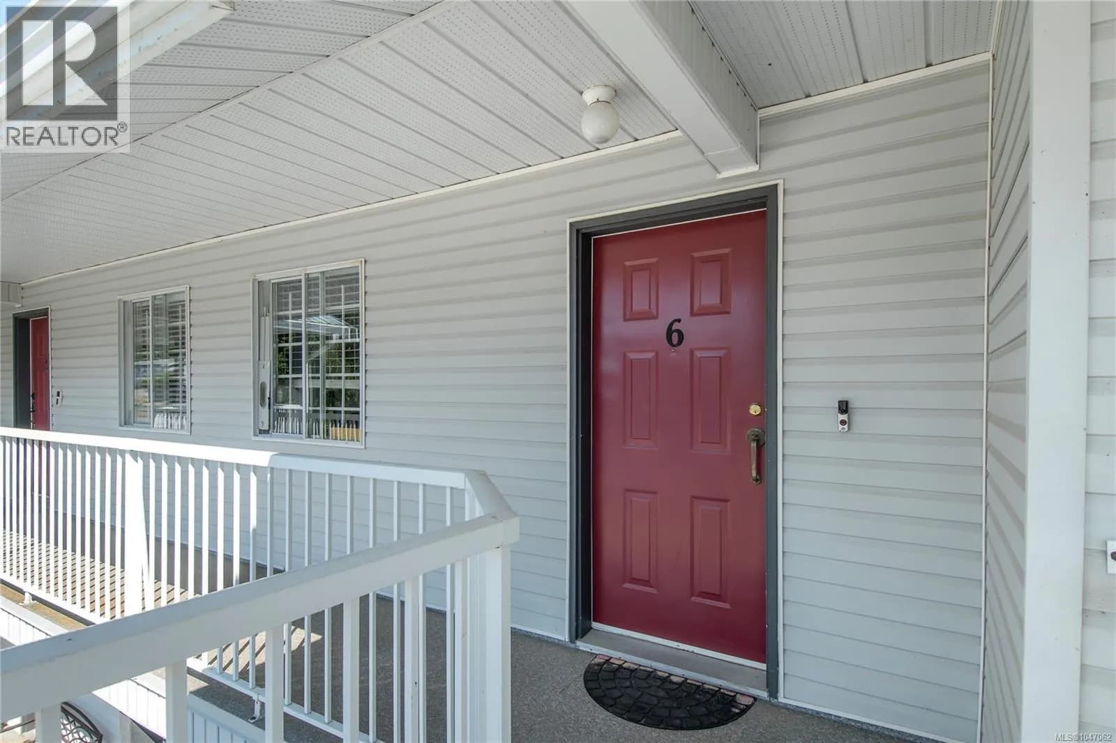 #6 695 Upland Dr, Campbell River, BC photo 4